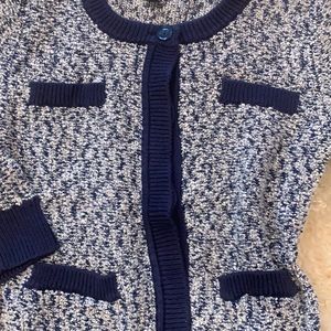 Ann Taylor Sweater. (31)